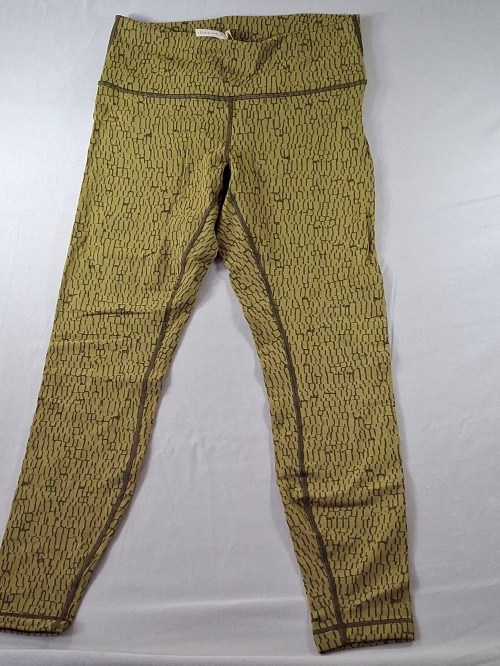 Lululemon Wunder Under High-Rise Tight 28" *Luxtreme Jacquard Mossy Olive - 10